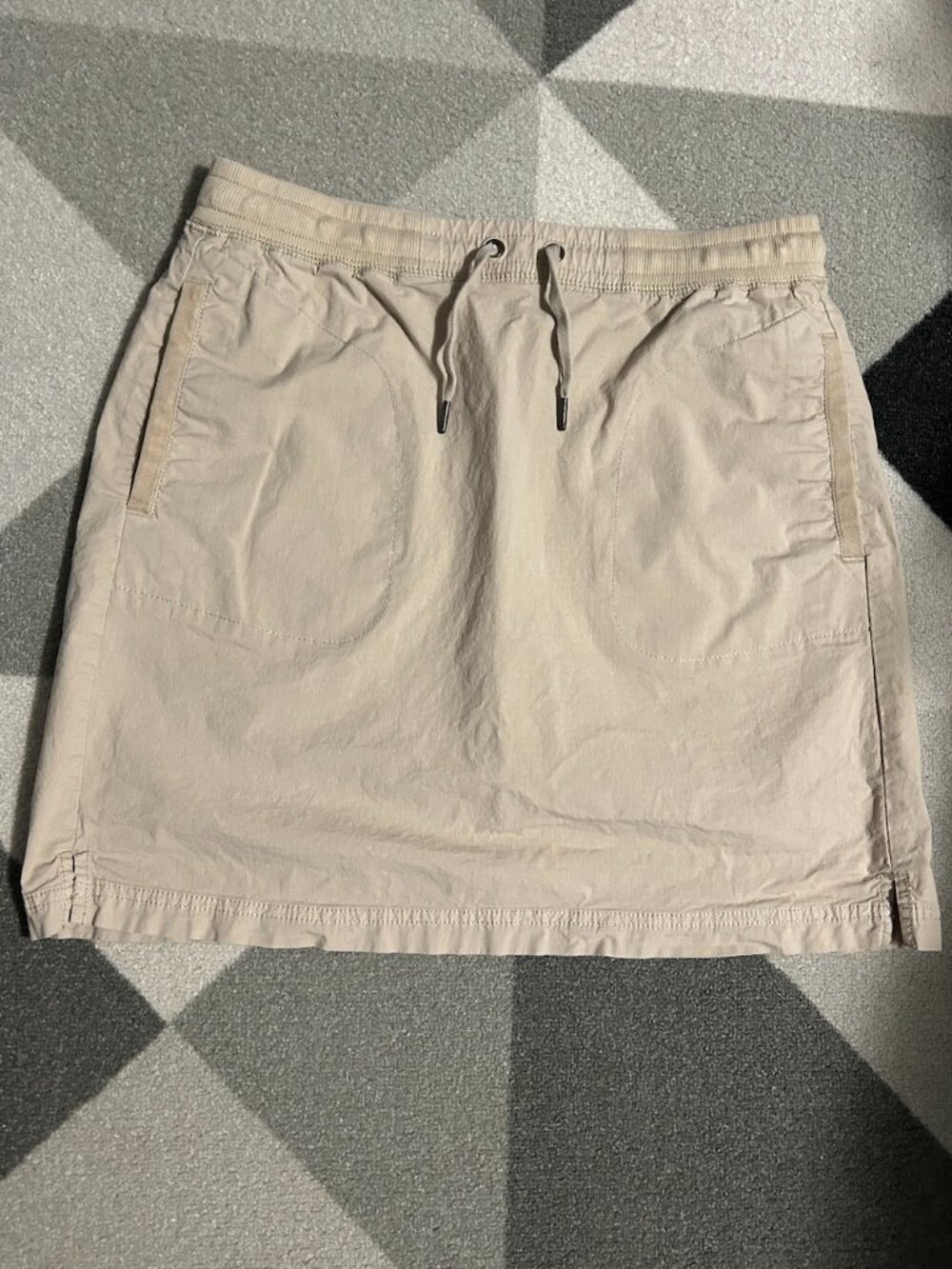 L.L. Bean Khaki Utility Drawstring Mini Hiking Skirt Women's Size S